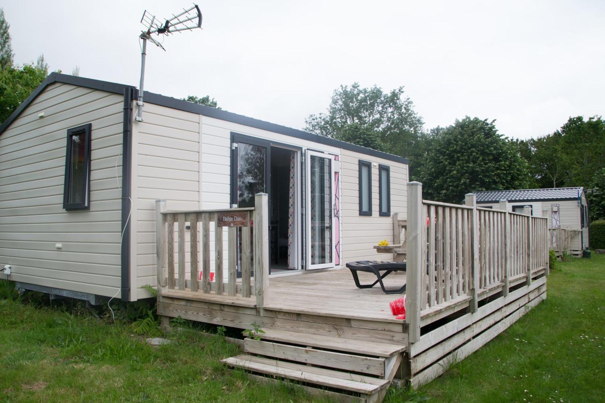 Camping De Trezulien 杜瓦讷内 外观 照片