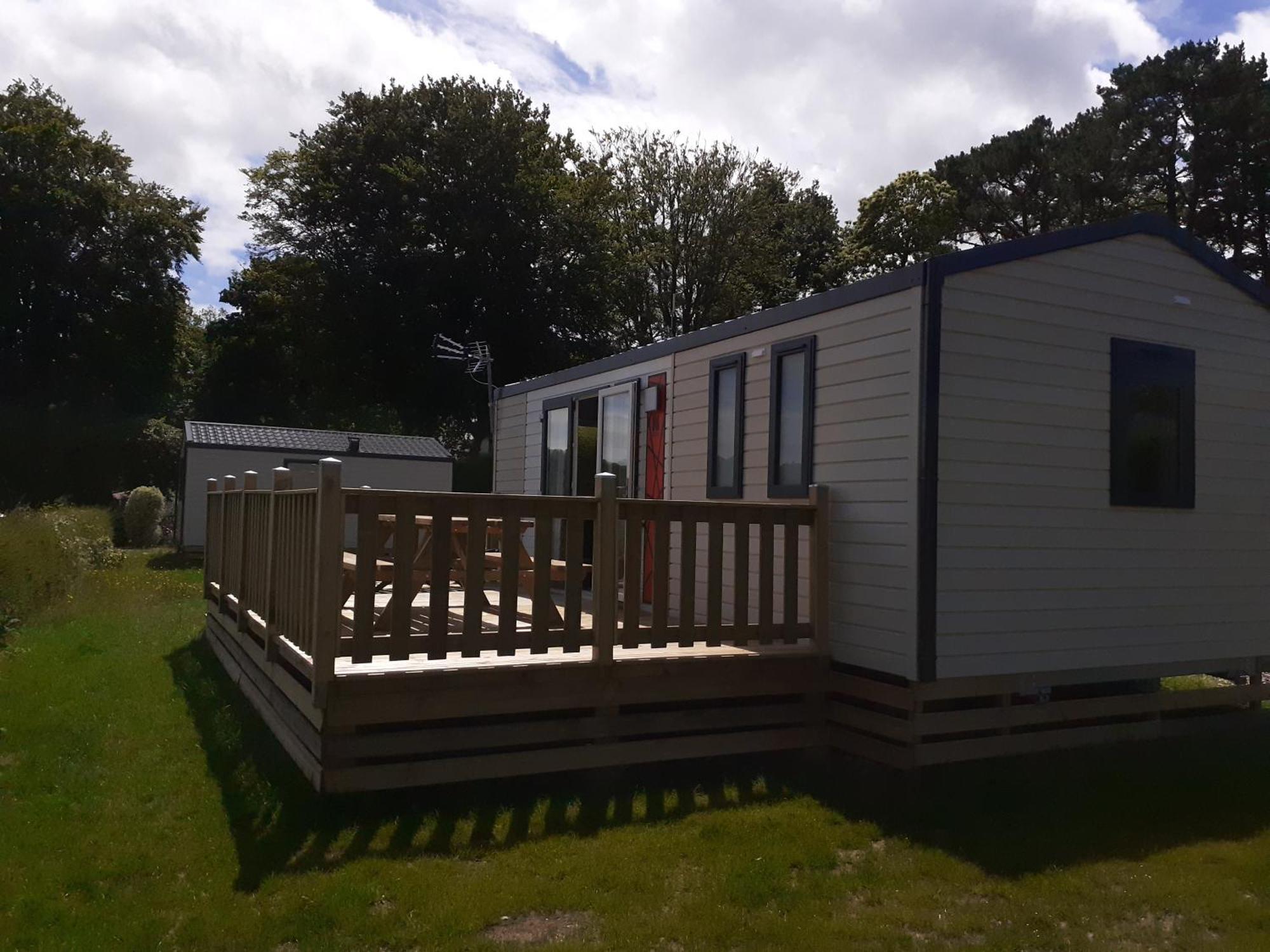Camping De Trezulien 杜瓦讷内 外观 照片