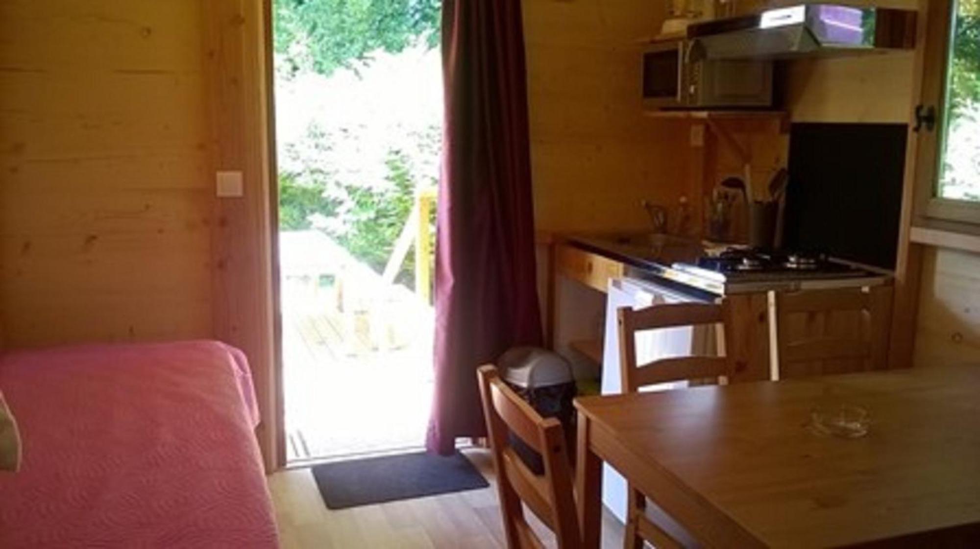 Camping De Trezulien 杜瓦讷内 外观 照片