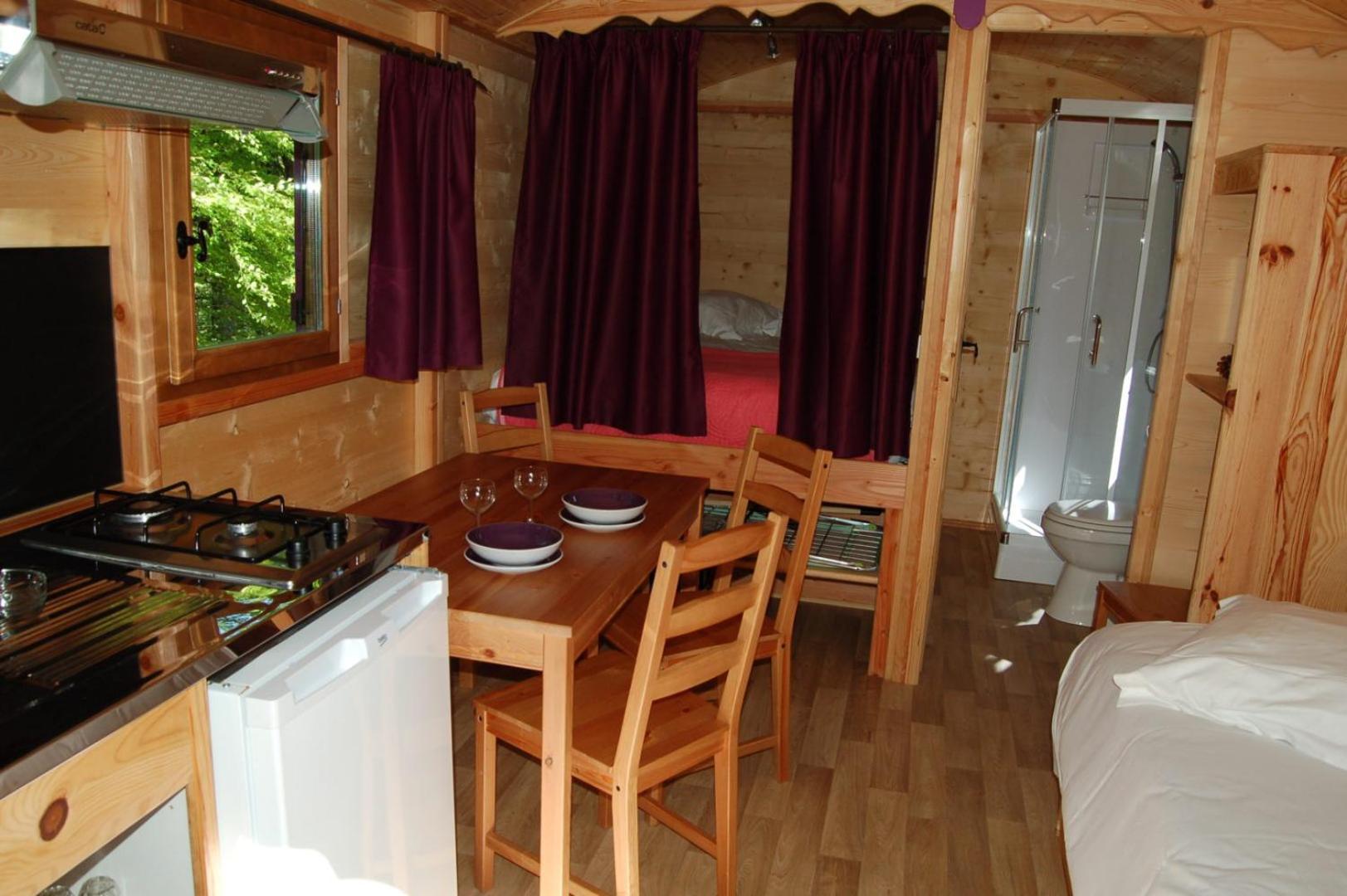 Camping De Trezulien 杜瓦讷内 外观 照片